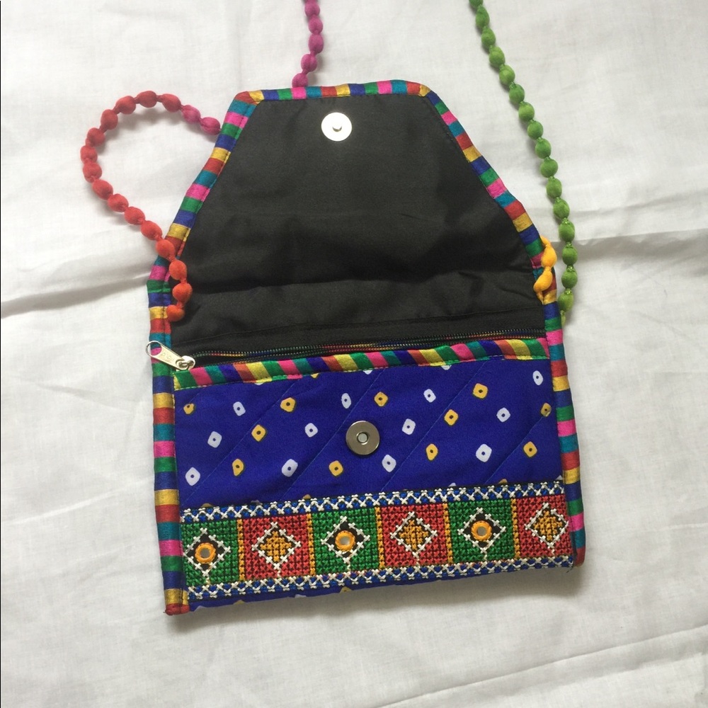 Body cross purse - Picture 6 of 8